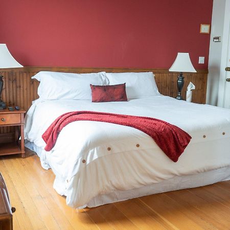 Royal Hotel 칠리왝 외부 사진