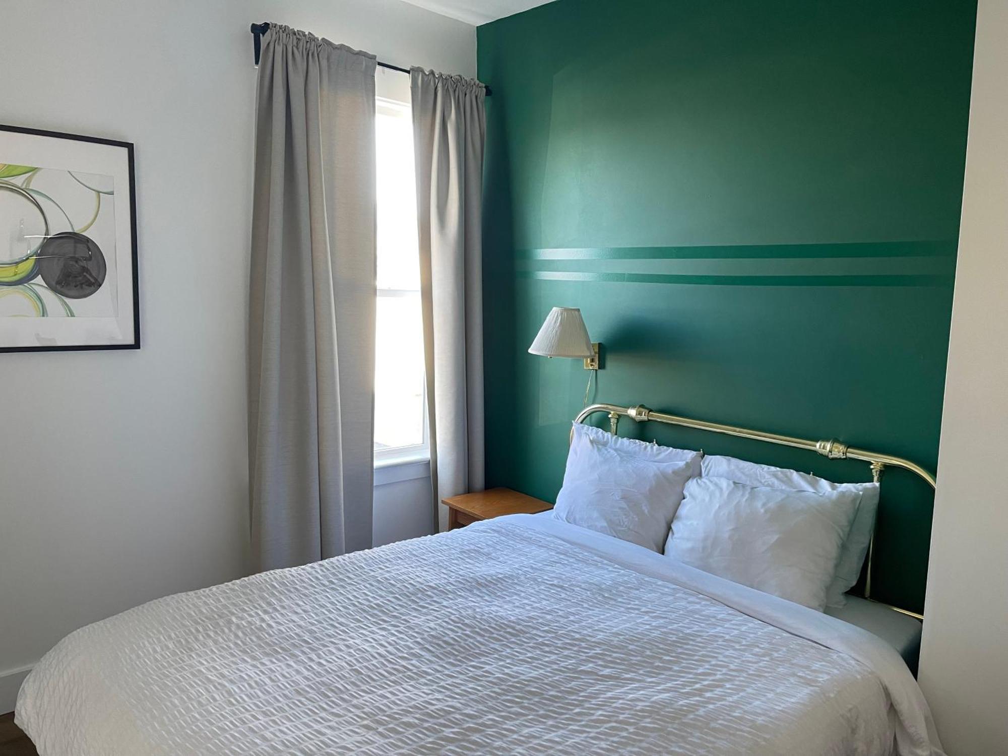 Royal Hotel 칠리왝 외부 사진