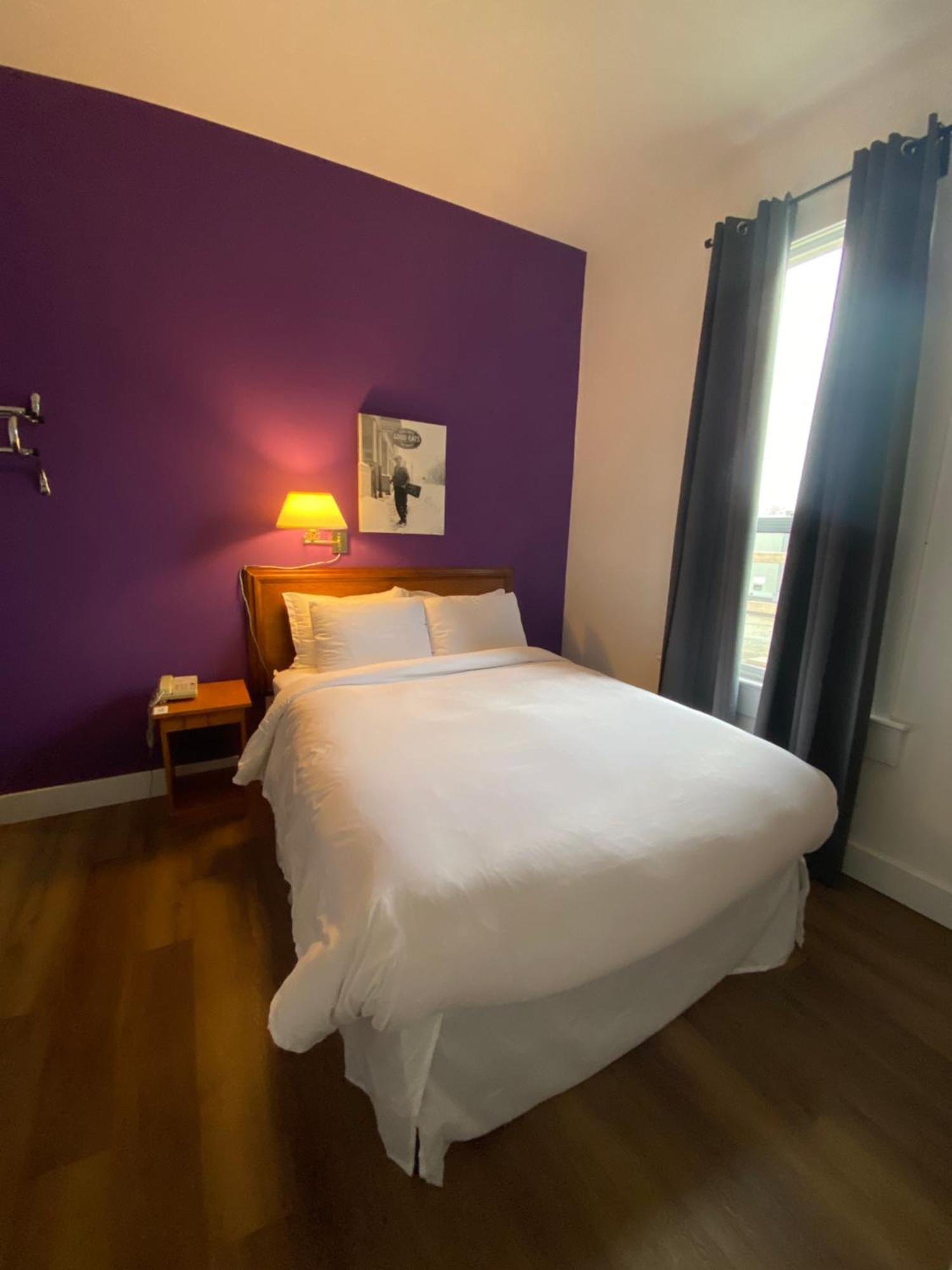Royal Hotel 칠리왝 외부 사진