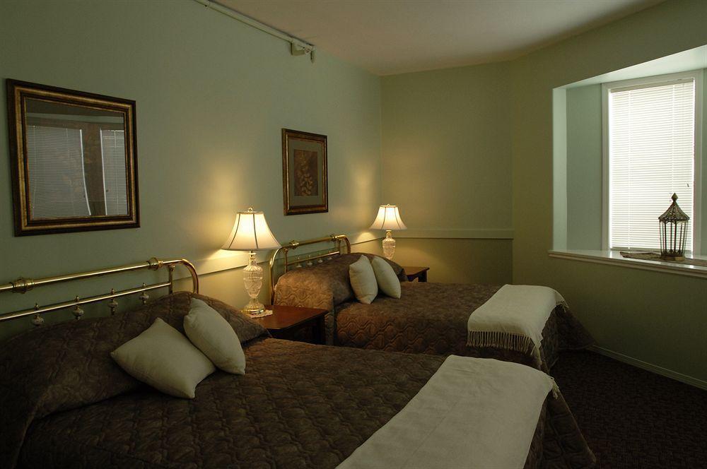 Royal Hotel 칠리왝 외부 사진